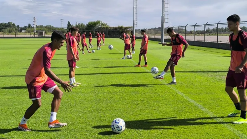 Esta noche Desamparados enfrenta a la Reserva de River